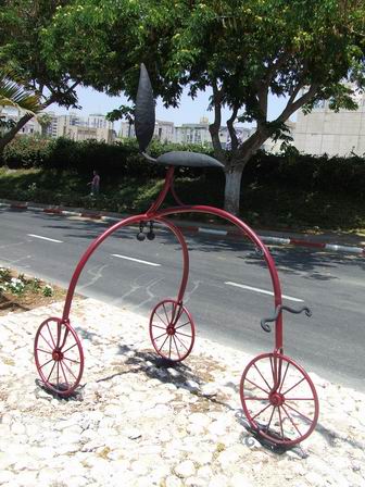 פסלי אופניים- נס ציונה