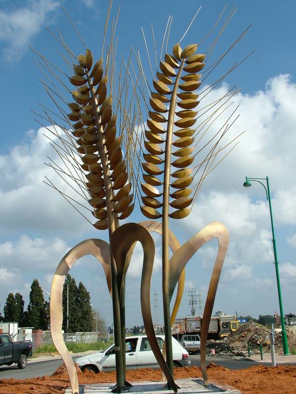 The Shibolim statue in Hadera